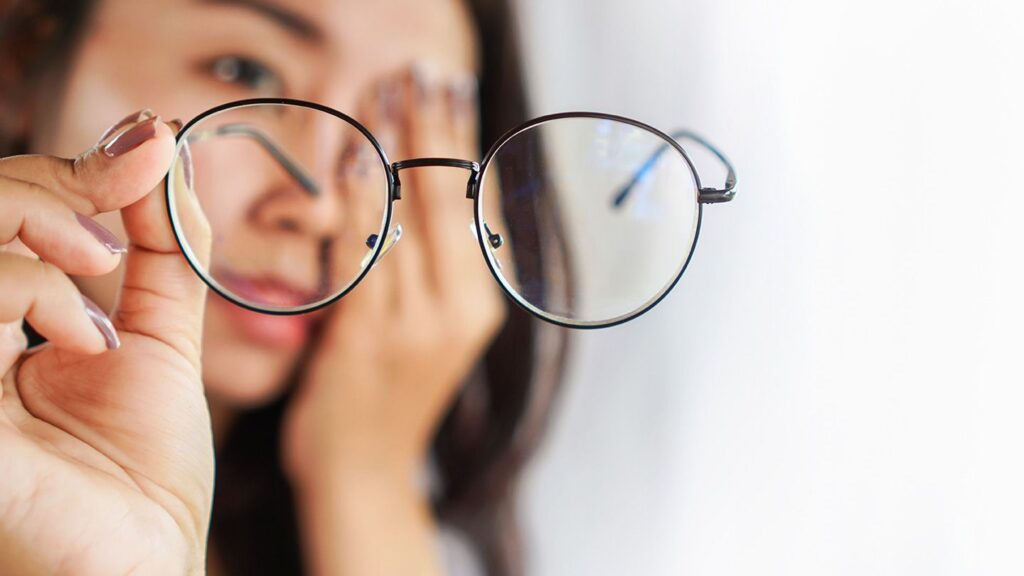 Presbyopia Contacts for Clear Near and Far Vision